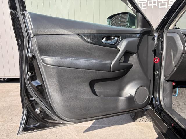 エクストレイル ２０Ｘ　ハイブリッド　後期型　純正メーカーナビ　デジタルルームミラー　３６０°ドラレコ　全方位カメラ　コーナーセンサー　電動バックドア　フルセグＴＶ　ＬＥＤヘッドライト　パートタイム４ＷＤ　ディーラー下取ワンオーナー（65枚目）