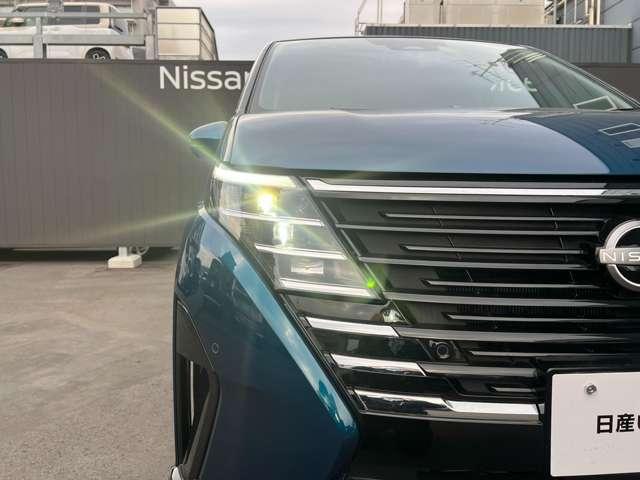 ���k�d�c�w�b�h���C�g�����V����ԑ��s�����ǍD�Ȏ��E���m�ۂ����S���ĉ^�]�ł��鍂�P�x�k�d�c�w�b�h���C�g�𑕔��I�X�����x�������A����d�͂��}�����Ă��܂��B