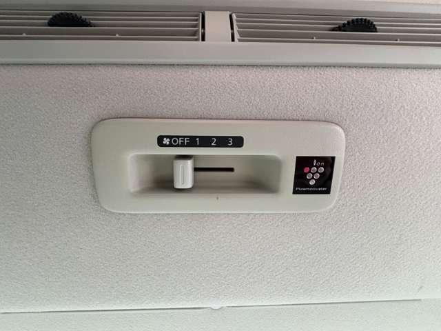 �y�����V�[�����O�t�@���z��ȂɌ������ĕ��𑗂�A�ԓ��S�̂̋�C���z�����Ă����̂ŁA�����I�Ɏԓ���K���ɂ��邱�Ƃ��ł��܂��I