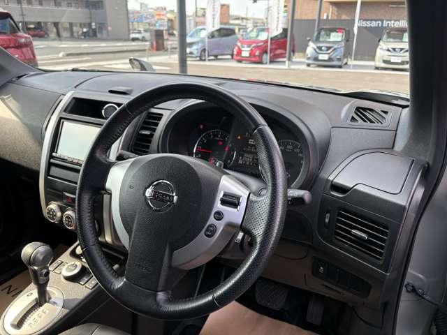 エクストレイル ２０Ｘｔｔ　後期型　パートタイム４ＷＤ　純正ナビ　フルセグＴＶ　バックカメラ　Ｂｌｕｅｔｏｏｔｈ　ＨＤＭＩ　クルーズコントロール　シートヒーター　キセノンヘッドライト　フォグライト　ＥＴＣ　オートライト　１年保証（36枚目）