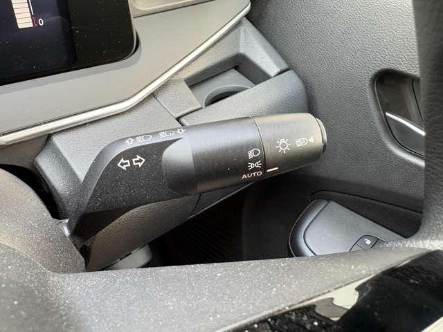 ���I�[�g���C�g�V�X�e�����Â��Ȃ�Ǝ����Ń��C�g���_���I���Ԃ̃g���l�����s�ȂǃI�[�g�ɂ��Ă���ƕ֗��ł���