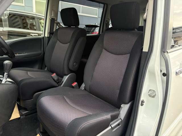 セレナ ２．０　ハイウェイスター　Ｓ－ＨＹＢＲＩＤ　純正ナビ　フルセグＴＶ　ＤＶＤ　Ｂｌｕｅｔｏｏｔｈ　ＨＤＭＩ　バックカメラ　両側電動スライドドア　キセノンヘッドライト　ＥＴＣ　ディーラー下取ワンオーナー車　禁煙車　クルーズコントロール（36枚目）