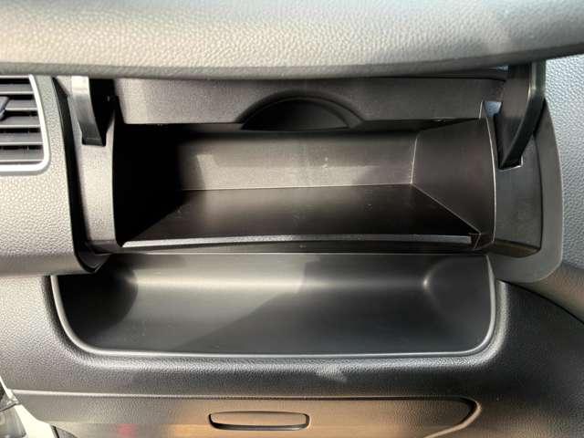 セレナ ２．０　ハイウェイスター　Ｓ－ＨＹＢＲＩＤ　純正ナビ　フルセグＴＶ　ＤＶＤ　Ｂｌｕｅｔｏｏｔｈ　ＨＤＭＩ　バックカメラ　両側電動スライドドア　キセノンヘッドライト　ＥＴＣ　ディーラー下取ワンオーナー車　禁煙車　クルーズコントロール（59枚目）