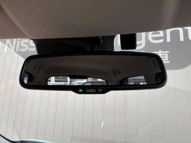 �y�f�B�X�v���C�t�����h῎����[���~���[�z���[���~���[�Ƀo�b�N���j�^�[�E�A���E���h�r���[���j�^�[���f���o�����Ƃ��ł��܂��I