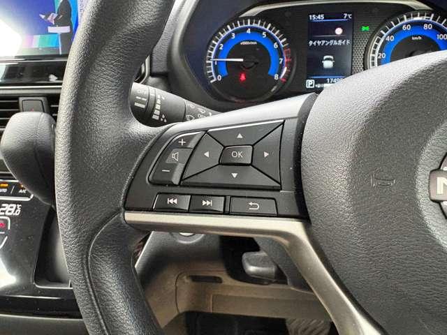 ���n���h���X�C�b�`���n���h�������𗣂����ƂȂ��A�I�[�f�B�I����⃁�[�^�[���삪�茳�łł���X�e�A�����O�X�C�b�`�t���I