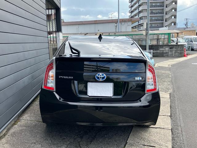 プリウス Ｓ　純正ナビ　フルセグＴＶ　バックカメラ　ＥＴＣ　スマートキー　純正１７インチアルミ（11枚目）