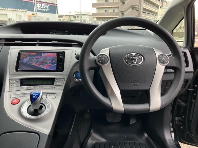 プリウス Ｓ　純正ナビ　フルセグＴＶ　バックカメラ　ＥＴＣ　スマートキー　純正１７インチアルミ（30枚目）