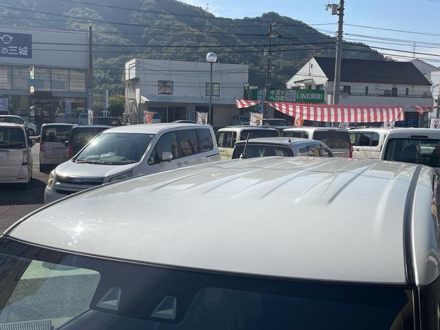 ソリオバンディット ハイブリッドＭＶ　９インチメモリーナビ　全方位モニター付き（18枚目）