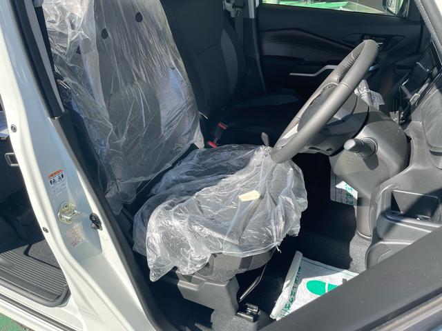 ソリオバンディット ハイブリッドＭＶ　９インチメモリーナビ　全方位モニター付き（19枚目）