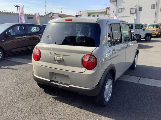 アルトラパン Ｇ　クリアランスソナー　レーンアシスト　衝突被害軽減システム　オートライト　スマートキー　アイドリングストップ　電動格納ミラー　シートヒーター　ベンチシート　ＣＶＴ　盗難防止システム　ＡＢＳ　ＥＳＣ（12枚目）