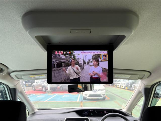 セレナ ハイウェイスター　ＶセレクションＩＩ　禁煙車　マイルドハイブリッド　全方位カメラ　ナビ　ＴＶ　ＣＤ／ＤＶＤ　フルセグＴＶ　ドラレコ　ＥＴＣ　ＵＳＢ　Ｂｌｕｅｔｏｏｔｈ　両側自動スライドドア　ＡＣＣ（17枚目）