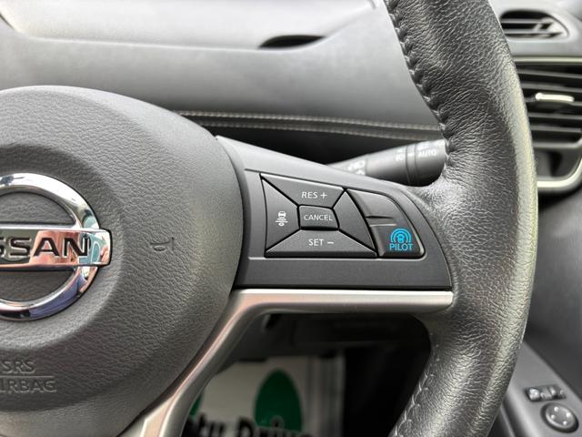 セレナ ハイウェイスター　ＶセレクションＩＩ　禁煙車　マイルドハイブリッド　全方位カメラ　ナビ　ＴＶ　ＣＤ／ＤＶＤ　フルセグＴＶ　ドラレコ　ＥＴＣ　ＵＳＢ　Ｂｌｕｅｔｏｏｔｈ　両側自動スライドドア　ＡＣＣ（26枚目）