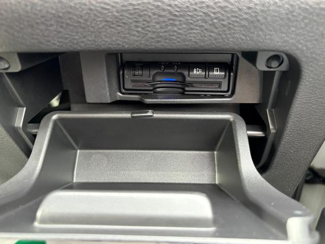 セレナ ハイウェイスター　ＶセレクションＩＩ　禁煙車　マイルドハイブリッド　全方位カメラ　ナビ　ＴＶ　ＣＤ／ＤＶＤ　フルセグＴＶ　ドラレコ　ＥＴＣ　ＵＳＢ　Ｂｌｕｅｔｏｏｔｈ　両側自動スライドドア　ＡＣＣ（30枚目）