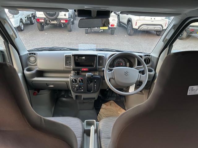 エブリイ ＰＡ　両側スライドドア　クリアランスソナー　レーンアシスト　衝突被害軽減システム　オートライト　アイドリングストップ　ＡＴ　ＡＢＳ　ＥＳＣ　衝突安全ボディ　エアコン　パワーステアリング（2枚目）