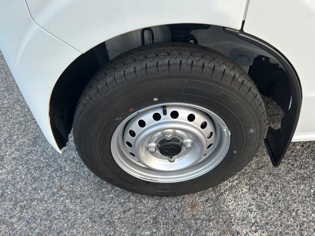 エブリイ ＰＡ　両側スライドドア　クリアランスソナー　レーンアシスト　衝突被害軽減システム　オートライト　アイドリングストップ　ＡＴ　ＡＢＳ　ＥＳＣ　衝突安全ボディ　エアコン　パワーステアリング（19枚目）