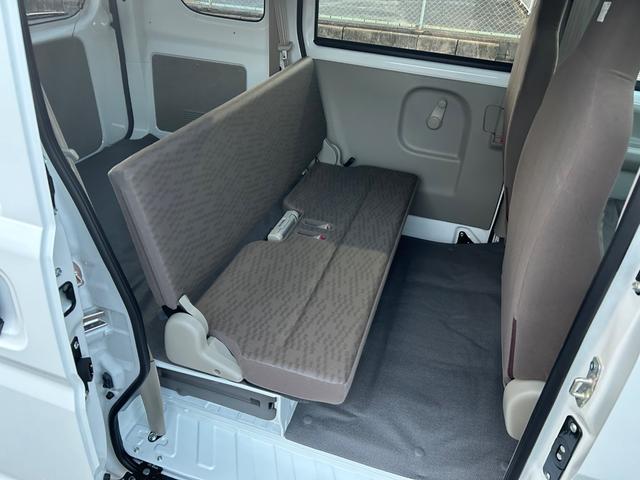 エブリイ ＰＡ　両側スライドドア　クリアランスソナー　レーンアシスト　衝突被害軽減システム　オートライト　アイドリングストップ　ＡＴ　ＡＢＳ　ＥＳＣ　衝突安全ボディ　エアコン　パワーステアリング（36枚目）