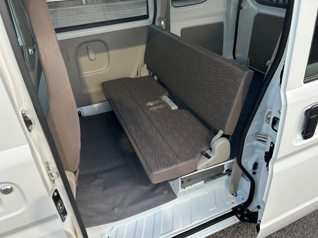 エブリイ ＰＡ　両側スライドドア　クリアランスソナー　レーンアシスト　衝突被害軽減システム　オートライト　アイドリングストップ　ＡＴ　ＡＢＳ　ＥＳＣ　衝突安全ボディ　エアコン　パワーステアリング（46枚目）