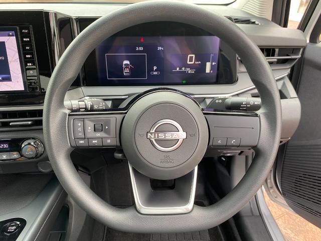 ノート Ｘ　ドライブレコーダー　全周囲カメラ　ナビ　ＴＶ　クリアランスソナー　衝突被害軽減システム　オートマチックハイビーム　オートライト　ＬＥＤヘッドランプ　スマートキー　ＣＶＴ　盗難防止システム（3枚目）