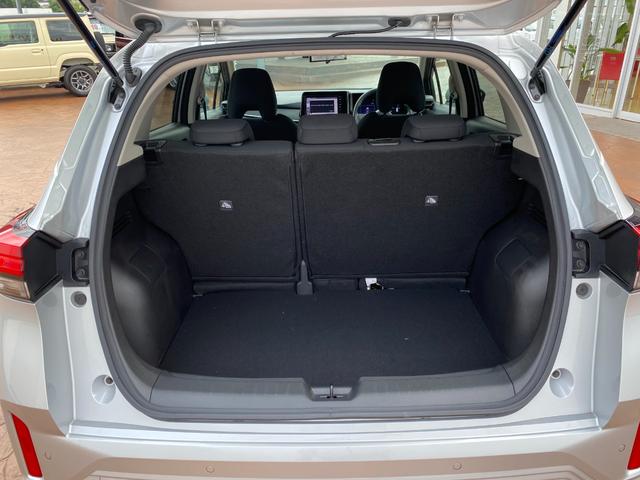 ノート Ｘ　ドライブレコーダー　全周囲カメラ　ナビ　ＴＶ　クリアランスソナー　衝突被害軽減システム　オートマチックハイビーム　オートライト　ＬＥＤヘッドランプ　スマートキー　ＣＶＴ　盗難防止システム（20枚目）