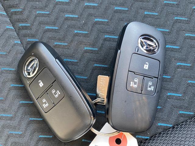 トール カスタムＧ　ターボ　全周囲カメラ　ＴＶ　両側電動スライドドア　クリアランスソナー　オートクルーズコントロール　衝突被害軽減システム　アルミホイール　オートライト　ＬＥＤヘッドランプ　スマートキー　アイドリングストップ（11枚目）