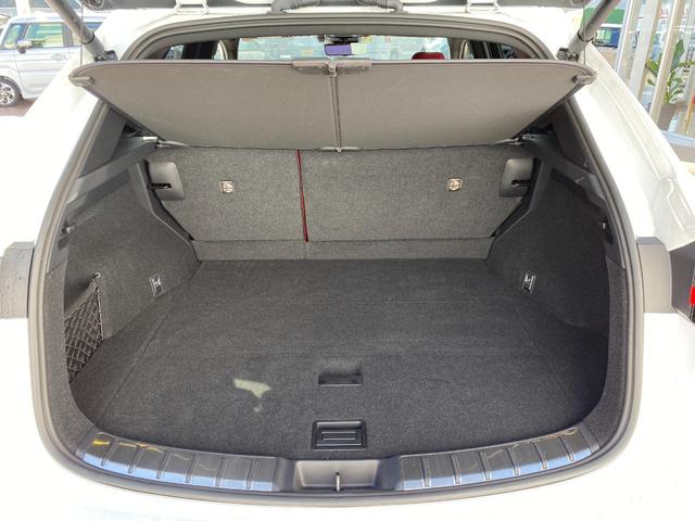 ＮＸ ＮＸ３５０ｈ　Ｆスポーツ　全周囲カメラ　クリアランスソナー　オートクルーズコントロール　レーンアシスト　パークアシスト　衝突被害軽減システム　サンルーフ　ナビ　ＴＶ　オートマチックハイビーム　オートライト　ＬＥＤヘッドランプ（18枚目）