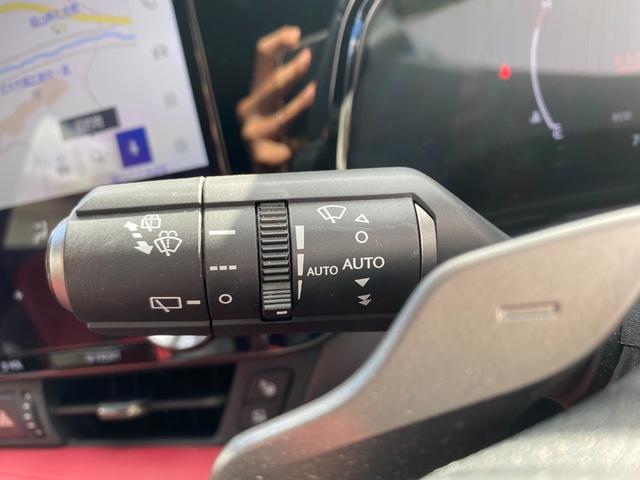 ＮＸ ＮＸ３５０ｈ　Ｆスポーツ　全周囲カメラ　クリアランスソナー　オートクルーズコントロール　レーンアシスト　パークアシスト　衝突被害軽減システム　サンルーフ　ナビ　ＴＶ　オートマチックハイビーム　オートライト　ＬＥＤヘッドランプ（26枚目）