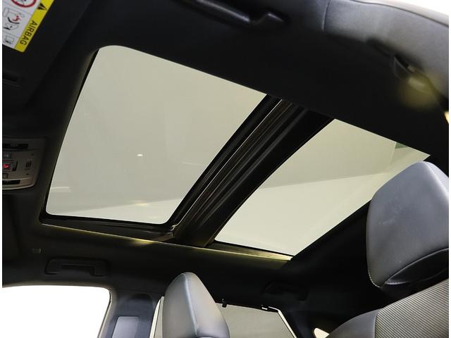 ＲＸ ＲＸ３００　Ｆスポーツ　レクサスセーフティシステム　パノラマルーフ　黒革シート　純正ＳＤナビフルセグＴＶ　パノラミックビューカメラ　３眼ＬＥＤライト　２０ＡＷ　パワーバックドア　クリソナー　ＢＳＭ　１２ケ月プレミアム保証付（29枚目）