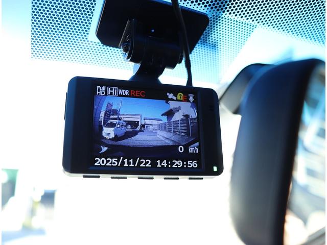 フィット １３Ｇ・スマートセレクション　Ｆパッケージ　ＳＤナビフルセグＴＶ　バックカメラ　スマートキー　ＣＶＴ　１４インチＡＷ　ウインカーミラー　電格ミラー　ドラレコ　Ｐガラス　ＥＴＣ　ＤＶＤ再生（26枚目）