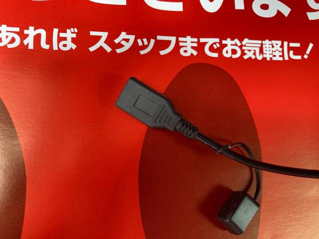 Ｔ　ｅ－アシスト　フルエアロ　ＥＴＣ　ナビ　バックカメラ　フルセグＴＶ　Ｂｌｕｅｔｏｏｔｈ　ＵＳＢ　ＣＤ　ＤＶＤ　ＨＩＤヘッドライト　フォグライト　オートエアコン　スマートキー　ＡＷ１５インチ　電動格納ミラー(11枚目)