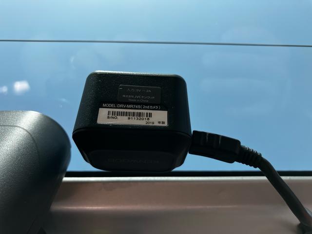 サンバーバン トランスポーター　前後ドライブレコーダー　ＥＴＣ　ラジオ　キーレスエントリー　両側スライドドア　エアコン　パワーステアリング　運転席エアバック（6枚目）