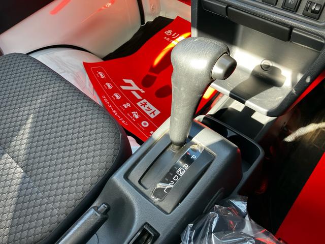 キャリイトラック ＫＸ　ＥＴＣ　ＣＤ　キーレスエントリー　作業灯　フォグライト　オートマ　エアコン　パワーステアリング　パワーウィンドウ　運転席エアバック　三方開（10枚目）