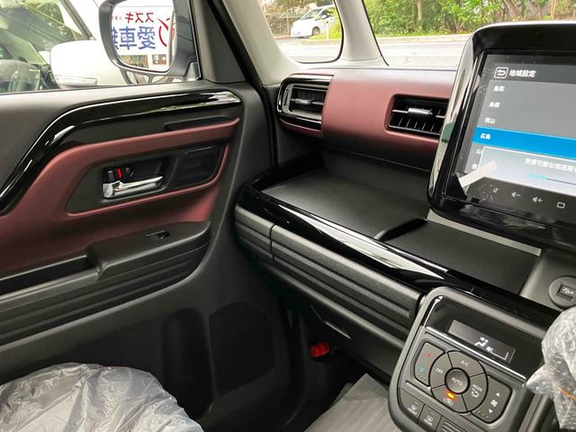 スペーシアカスタム ハイブリッドXSターボ 届出済未使用車 禁煙車 衝突被害軽減システム レーンアシスト 両側電動スライドドア ナビ 全周囲カメラ フルセグTV Bluetooth LEDヘッドライト クルコン AW15インチ コーナーセンサー(44枚目)