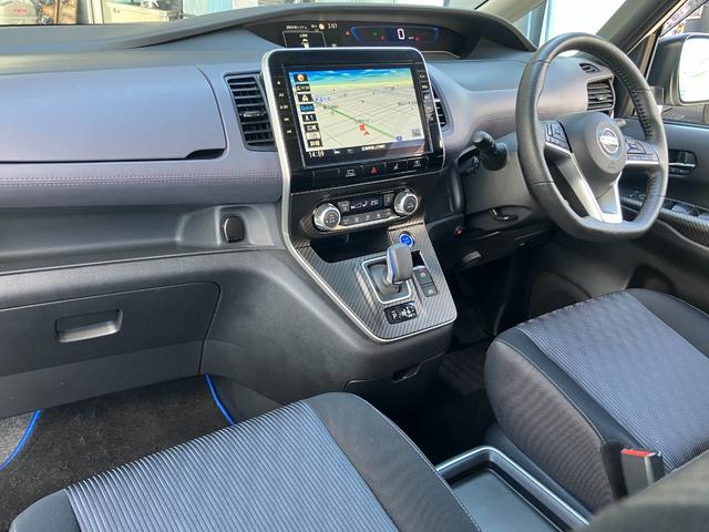 セレナ e-パワー ハイウェイスターV 日産純正10インチモニターナビゲーション 後席モニター フルセグTV アラウンドビューモニター スマートミラー ツインドライブレコーダー ETC2.0 両側電動スライドドア 前席シートヒーター(41枚目)