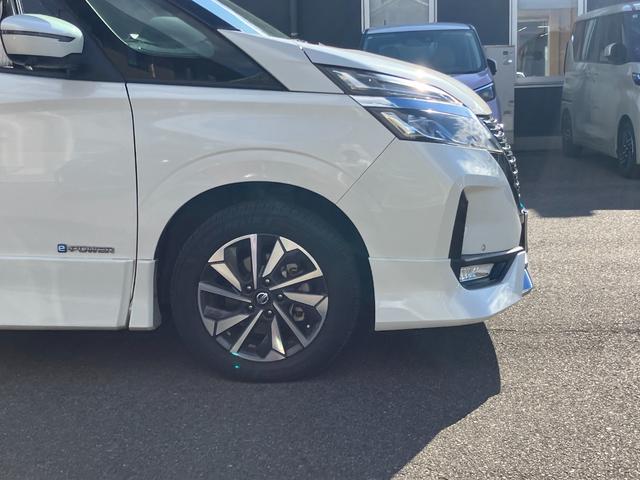 セレナ e-パワー ハイウェイスターV 日産純正10インチモニターナビゲーション 後席モニター フルセグTV アラウンドビューモニター スマートミラー ツインドライブレコーダー ETC2.0 両側電動スライドドア 前席シートヒーター(64枚目)