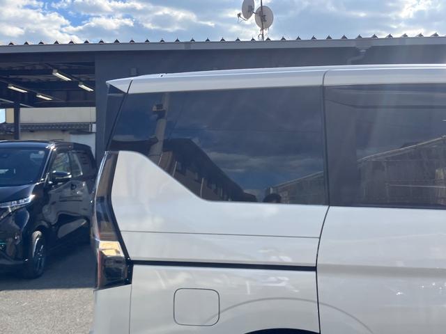 セレナ e-パワー ハイウェイスターV 日産純正10インチモニターナビゲーション 後席モニター フルセグTV アラウンドビューモニター スマートミラー ツインドライブレコーダー ETC2.0 両側電動スライドドア 前席シートヒーター(66枚目)