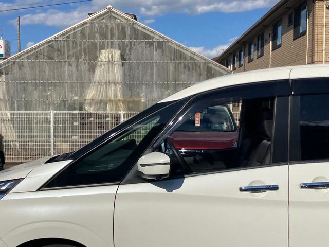 セレナ e-パワー ハイウェイスターV 日産純正10インチモニターナビゲーション 後席モニター フルセグTV アラウンドビューモニター スマートミラー ツインドライブレコーダー ETC2.0 両側電動スライドドア 前席シートヒーター(72枚目)