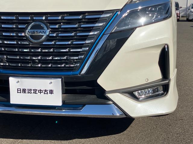 セレナ e-パワー ハイウェイスターV 日産純正10インチモニターナビゲーション 後席モニター フルセグTV アラウンドビューモニター スマートミラー ツインドライブレコーダー ETC2.0 両側電動スライドドア 前席シートヒーター(76枚目)