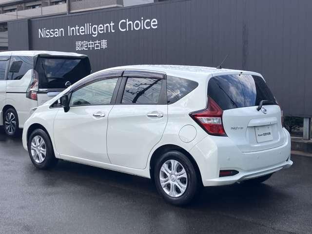 ノート Ｘ　日産純正ナビゲーション　フルセグＴＶ　アラウンドビューモニター　スマートミラー　ＬＥＤヘッドライト（6枚目）