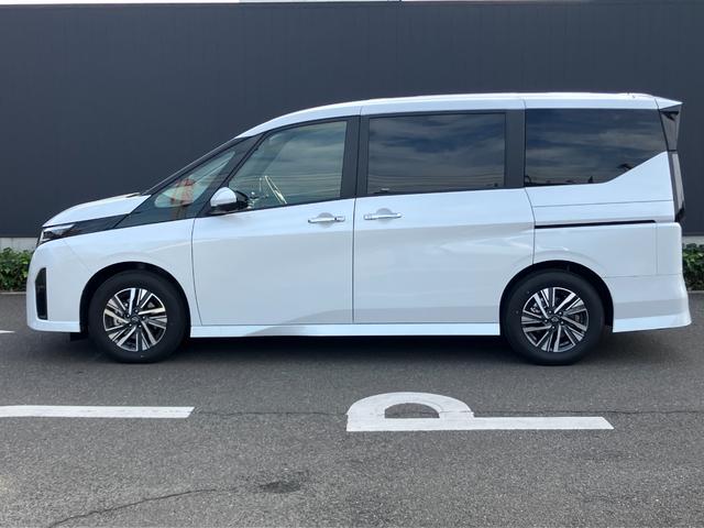 セレナ ハイウェイスターV プロパイロット ニッサンコネクトナビゲーション 後席モニター フルセグTV アラウンドビューモニター スマートミラー 両側電動スライドドア ツインドライブレコーダー ETC2.0(6枚目)