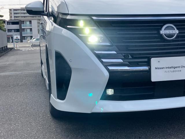 セレナ ハイウェイスターV プロパイロット ニッサンコネクトナビゲーション 後席モニター フルセグTV アラウンドビューモニター スマートミラー 両側電動スライドドア ツインドライブレコーダー ETC2.0(21枚目)