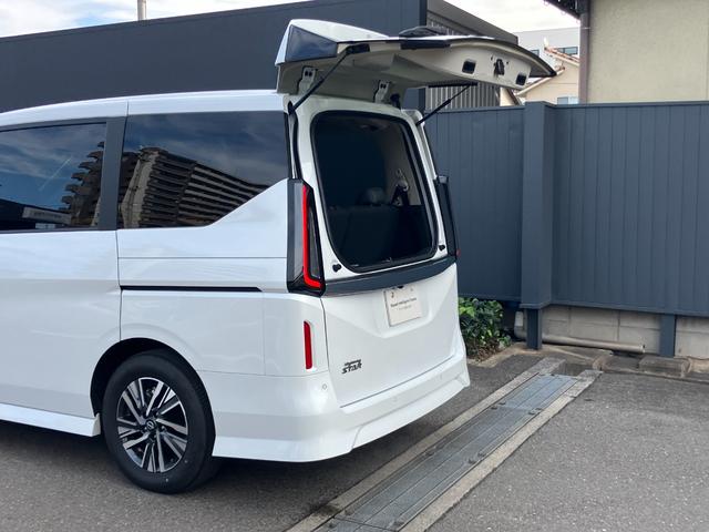 セレナ ハイウェイスターV プロパイロット ニッサンコネクトナビゲーション 後席モニター フルセグTV アラウンドビューモニター スマートミラー 両側電動スライドドア ツインドライブレコーダー ETC2.0(49枚目)