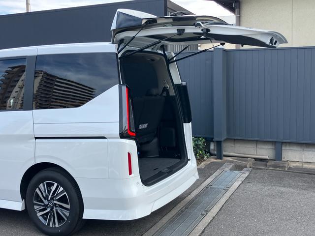 セレナ ハイウェイスターV プロパイロット ニッサンコネクトナビゲーション 後席モニター フルセグTV アラウンドビューモニター スマートミラー 両側電動スライドドア ツインドライブレコーダー ETC2.0(50枚目)