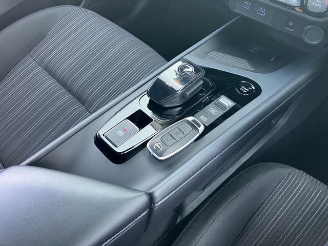 ノート X プロパイロット ニッサンコネクトナビゲーション フルセグTV アラウンドビューモニター スマートミラー ツインドライブレコーダー 前席シートヒーター ETC2.0 LEDライト(16枚目)