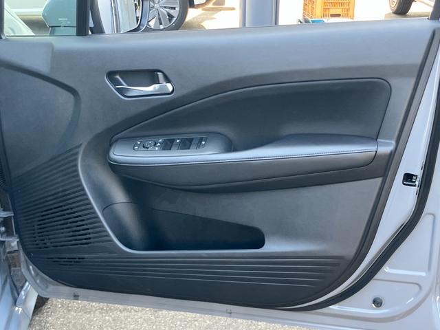 ノート X プロパイロット ニッサンコネクトナビゲーション フルセグTV アラウンドビューモニター スマートミラー ツインドライブレコーダー 前席シートヒーター ETC2.0 LEDライト(28枚目)