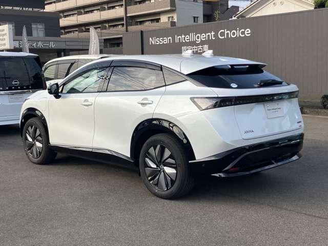 アリア B6 e-4ORCE プロパイロット2.0 ナッパレザー サンルーフ ニッサンコネクトナビゲーション フルセグTV アラウンドビューモニター スマートミラー 前後シートヒーター LEDヘッドライト(7枚目)