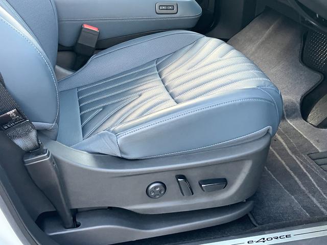 アリア B6 e-4ORCE プロパイロット2.0 ナッパレザー サンルーフ ニッサンコネクトナビゲーション フルセグTV アラウンドビューモニター スマートミラー 前後シートヒーター LEDヘッドライト(36枚目)