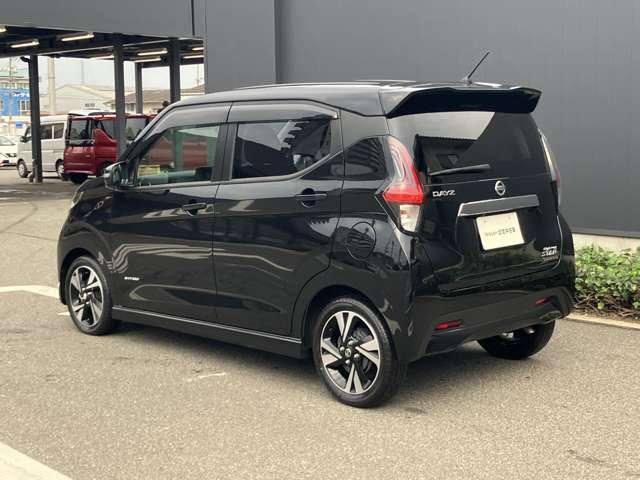 デイズ ハイウェイスター　Ｇターボプロパイロットエディション　アラウンドビューモニター　ＬＥＤヘッドライト　禁煙車　ワンオーナー車両（6枚目）