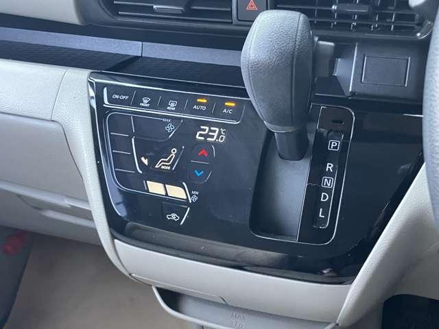 ルークス Ｘ　ディスプレーオーディオ　両側電動スライドドア　オートライト　オートハイビーム（13枚目）