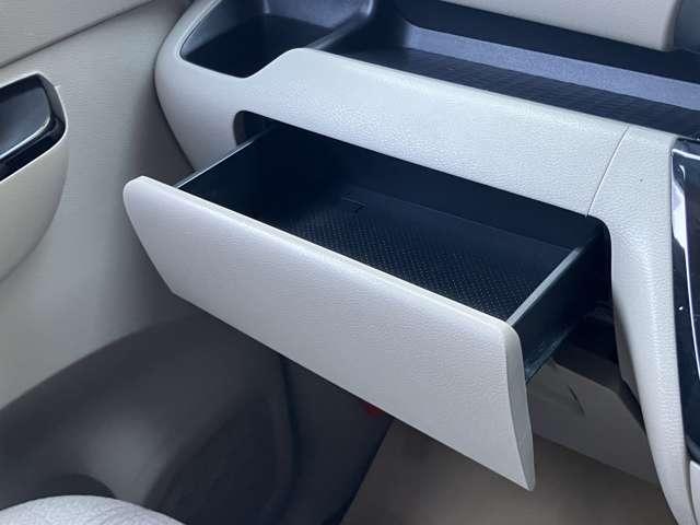 ルークス Ｘ　ディスプレーオーディオ　両側電動スライドドア　オートライト　オートハイビーム（15枚目）