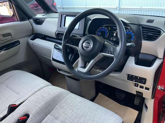 ルークス Ｘ　ディスプレーオーディオ　両側電動スライドドア　オートライト　オートハイビーム（20枚目）